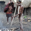 Kurulu chez Yali Mabel préparation du cochon