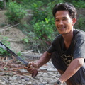 Mentawai : prépération des outils de dépeçage