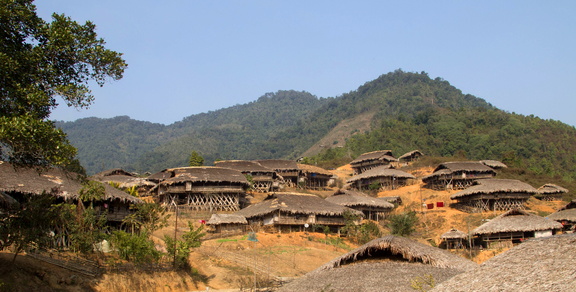 tribu Hill Miri : village