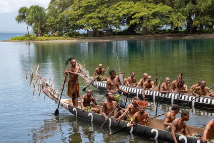 waga waga : course de bateaux traditionnels