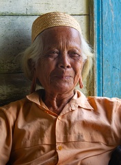 Dayak Kenyah : vieille femme