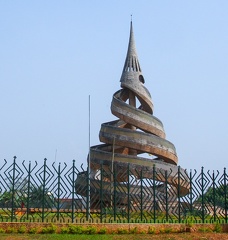 Yaoundé : monument de la réunification