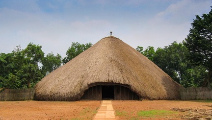 Ouganda - Kasubi : tombeaux des rois du Buganda 