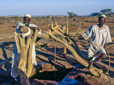 Soudan : puits près de naga (latitude 6ème cataracte)