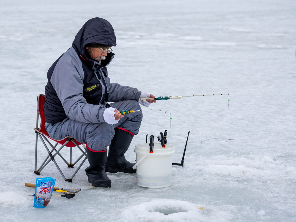  péninsule de Shiretoko : pêche sur la mer gelée 