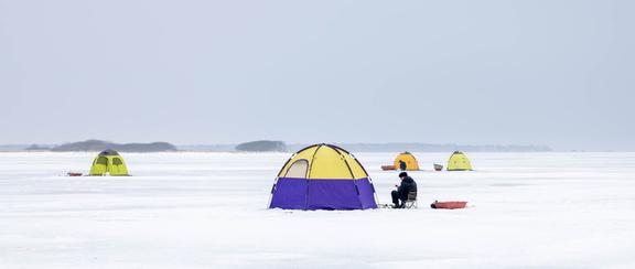  péninsule de Shiretoko : pêche sur la mer gelée 