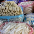 marché de Paksé : nouilles de riz